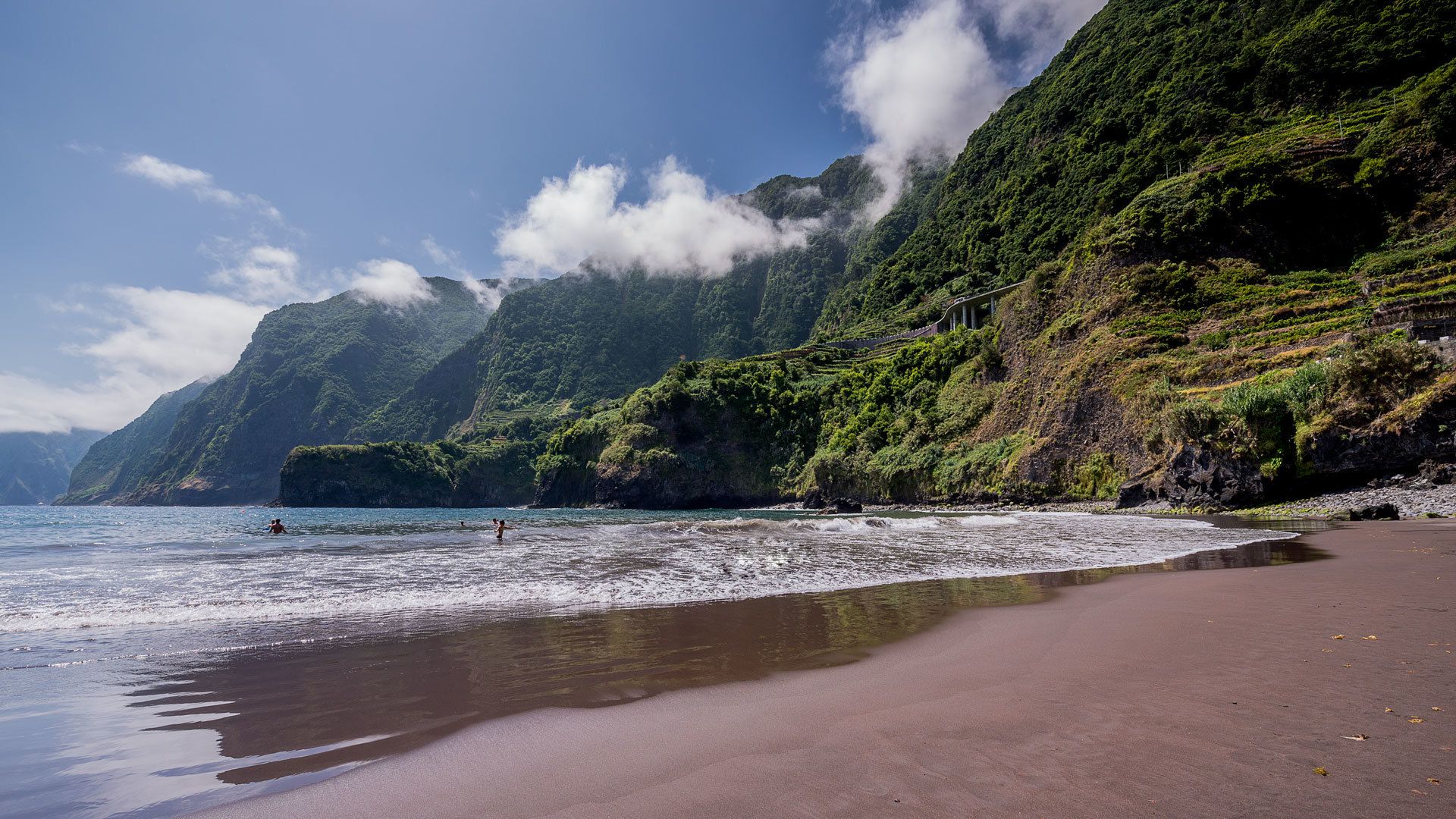 Mikroklimata auf Madeira: Wie du alle vier Jahreszeiten an einem einzigen Tag erleben kannst